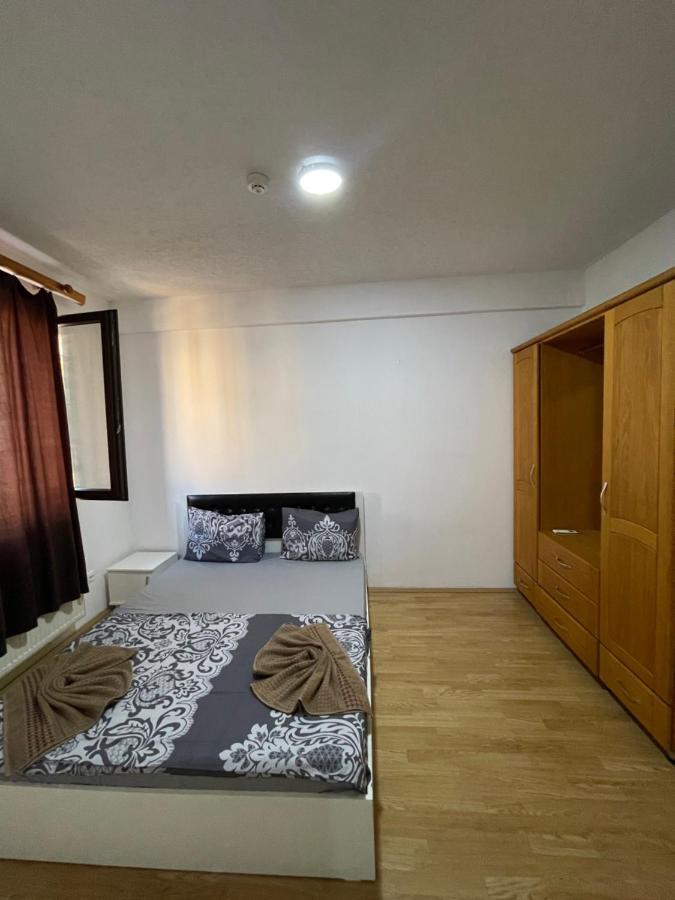Ela Hostel Prizren Esterno foto